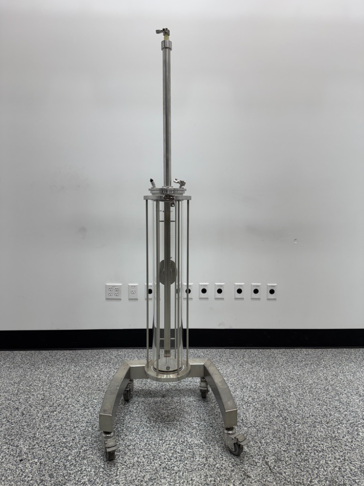 Image of GE Amersham BPG 140 950 Preparative Chromatography Column System